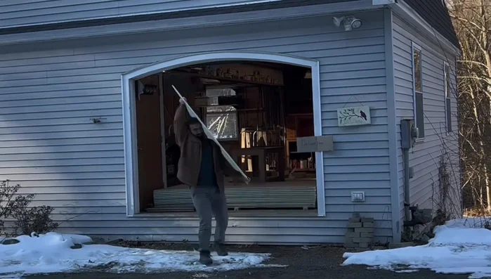 Use exterior-grade paint on walls and ceilings. This is designed to withstand outdoor conditions and is more resistant to moisture.