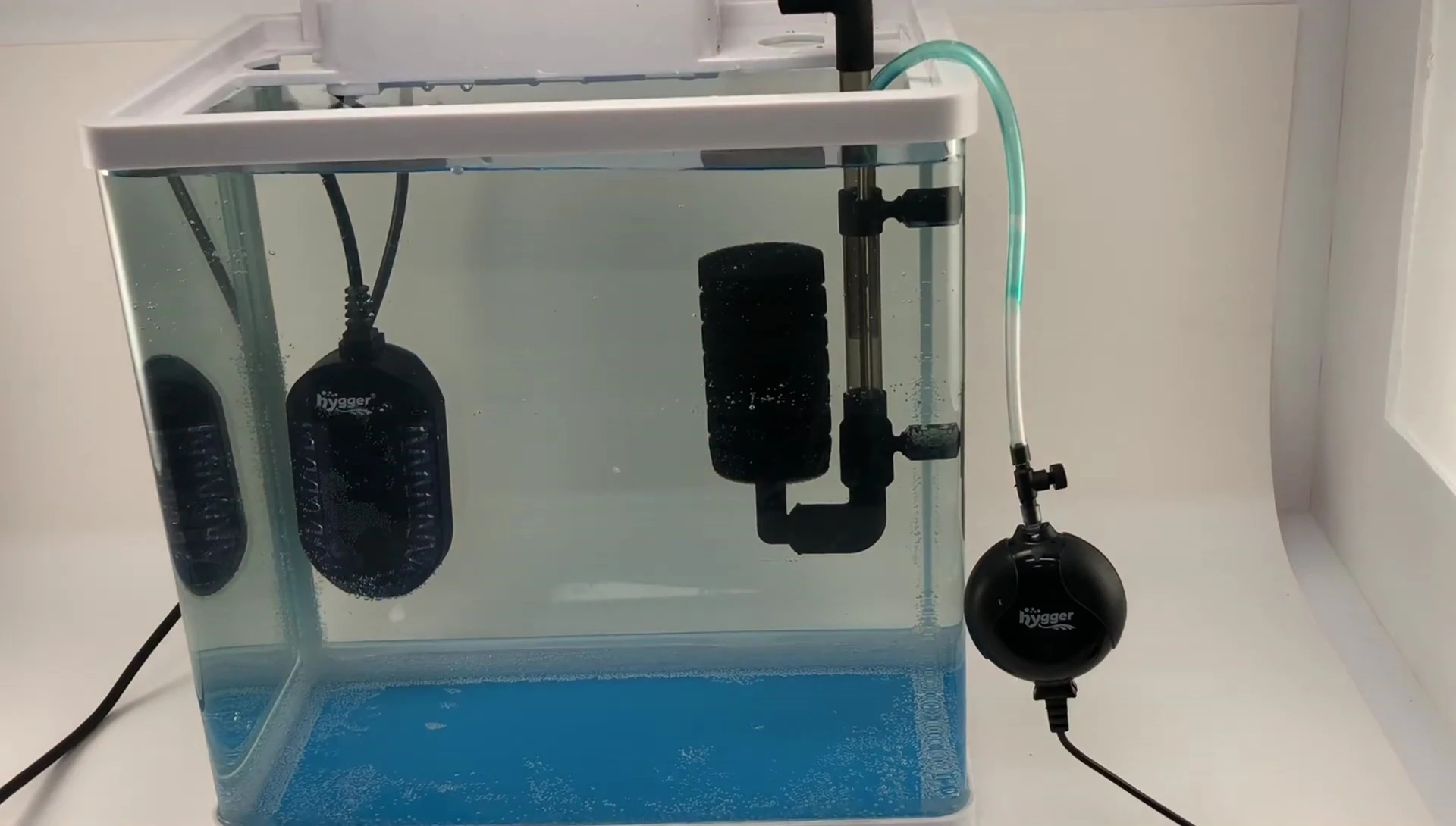 Filter in action, water flowing
