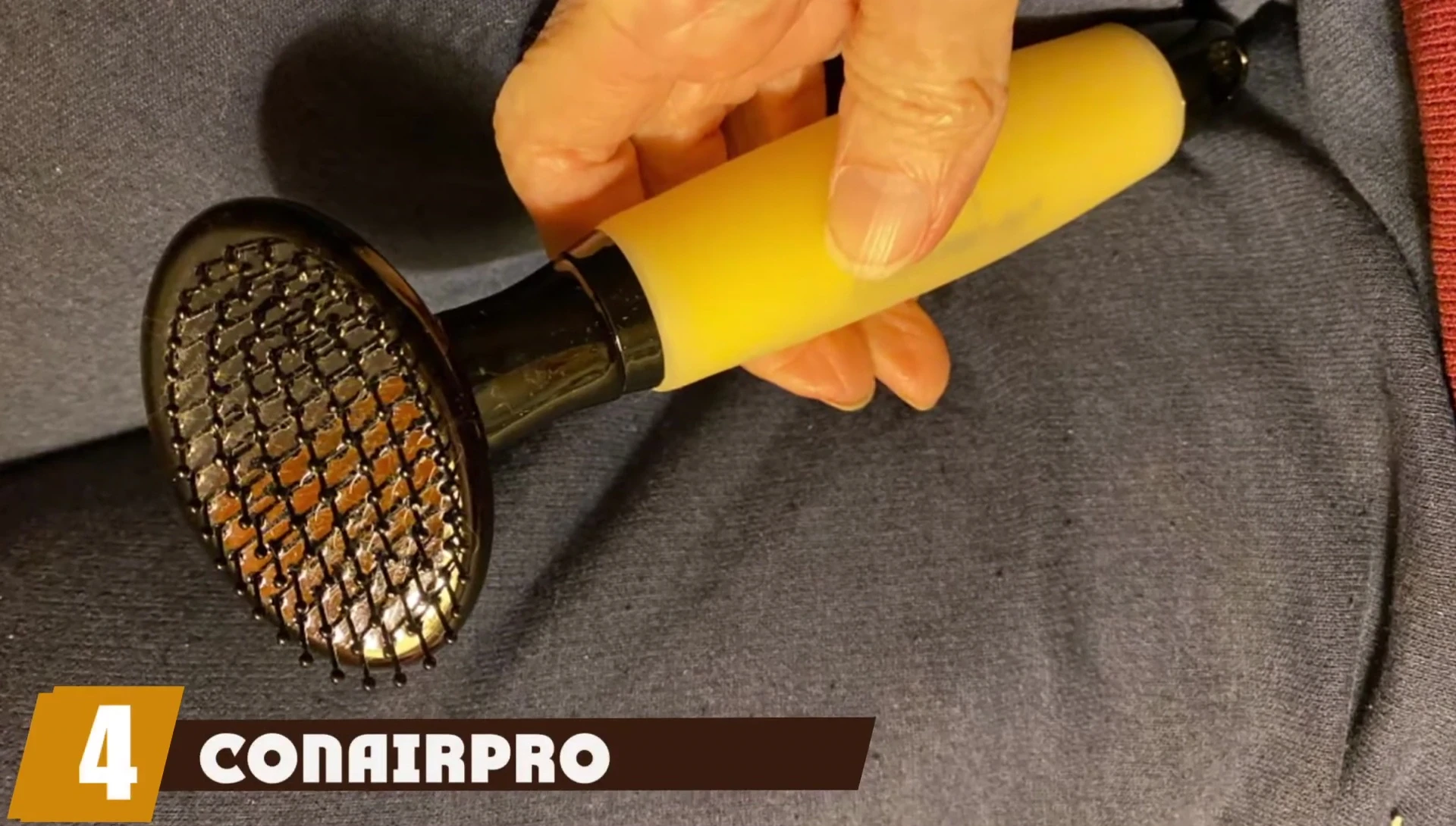 The Canary Pro Soft Slicker Brush