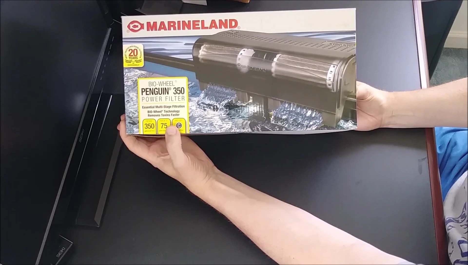 The large filter sponge included in the box.