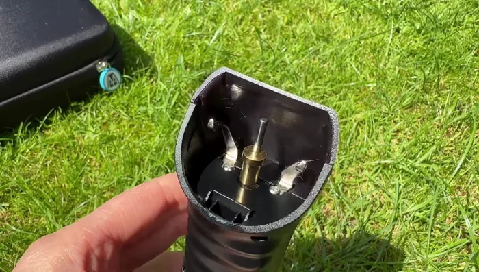 Switch the trimmer on to ensure the blade is properly in place.