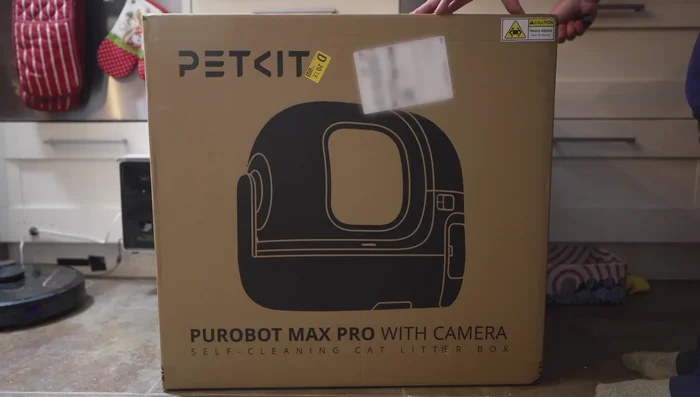 Place the automatic litter box in the same location as the manual litter box, or a location your cat is already comfortable using for elimination. If this is not possible, move the manual litter box to the desired location before purchasing the automatic one.