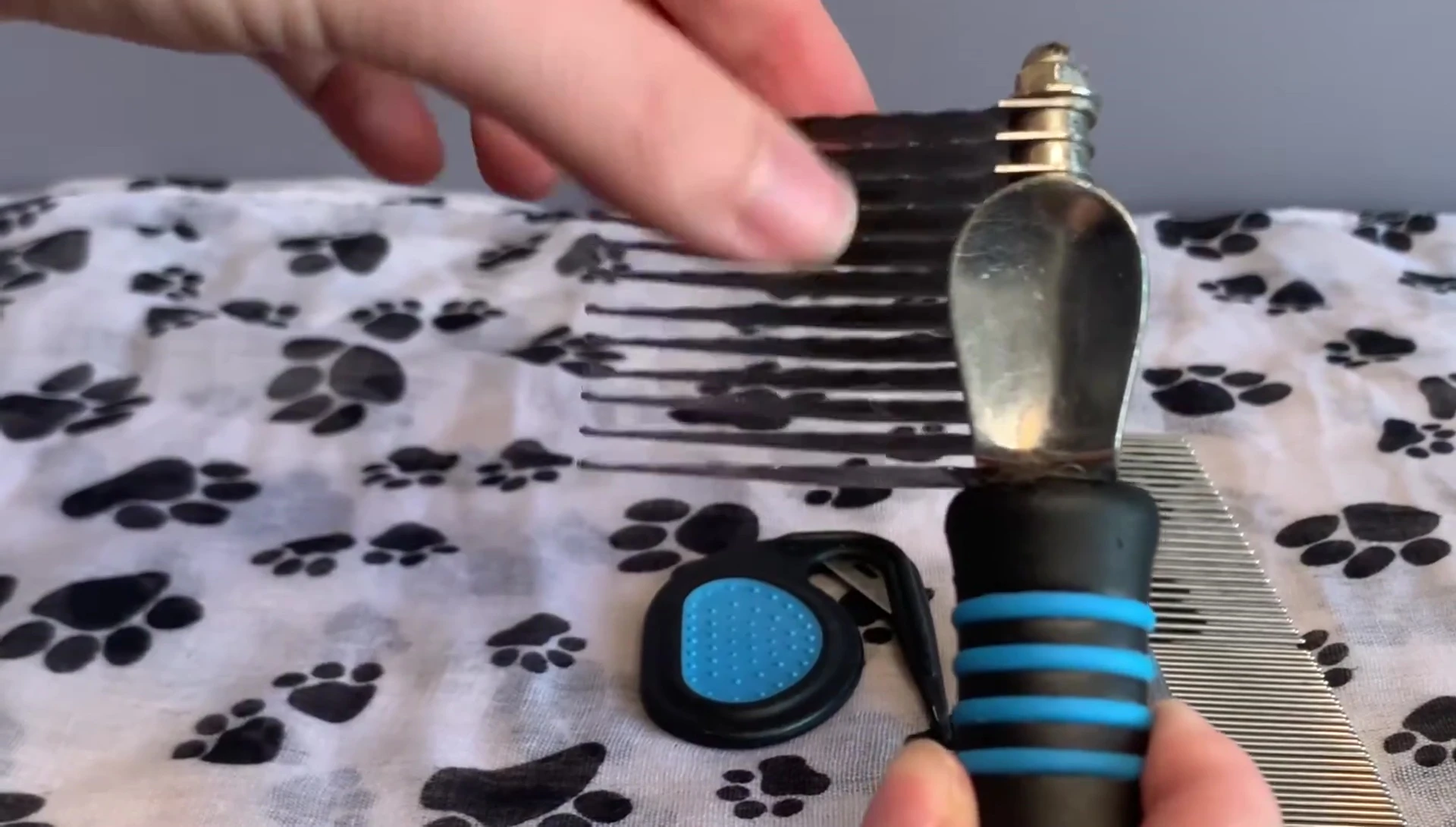 Dematting tools