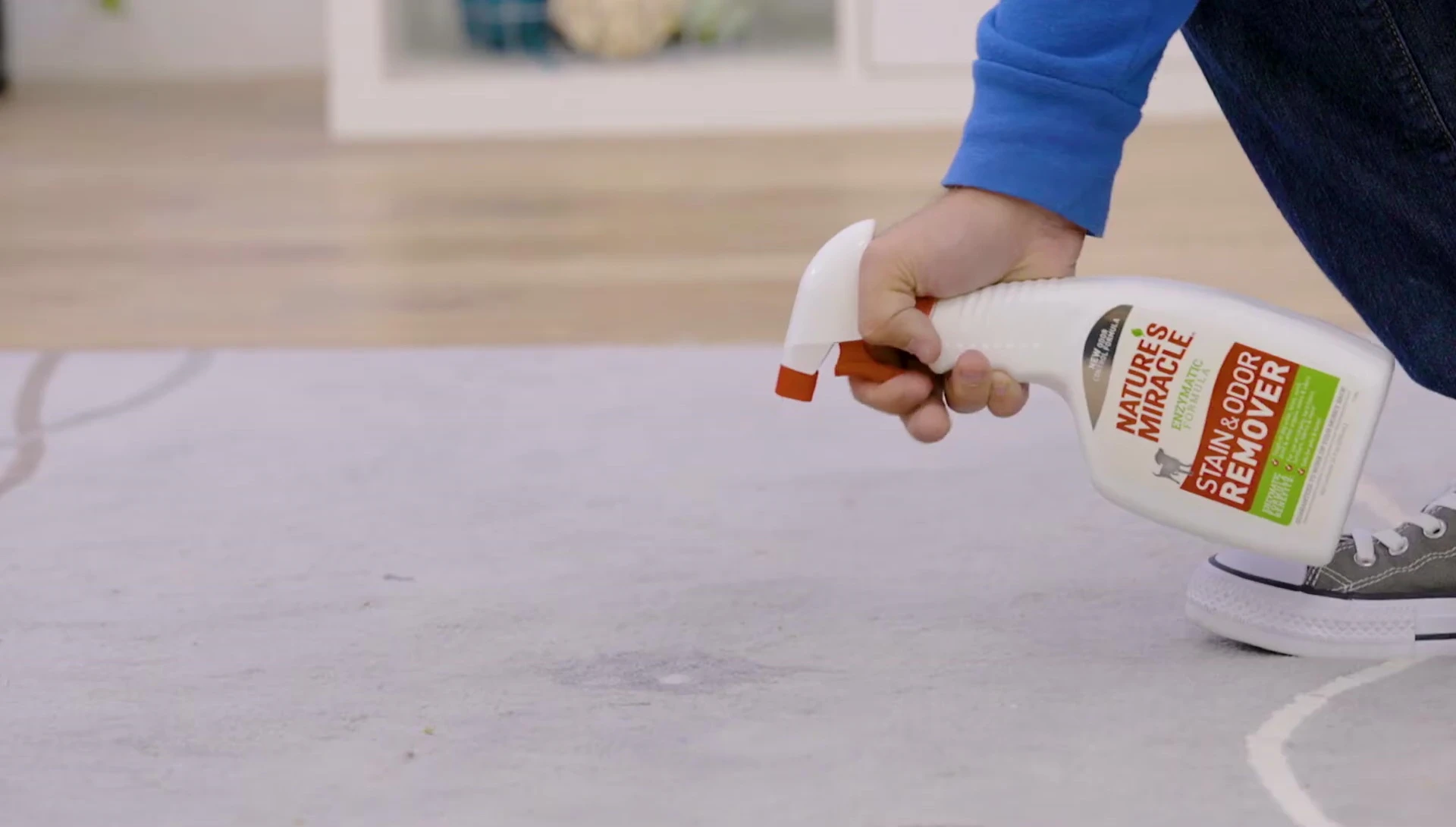 Demonstration of the product being used on various surfaces