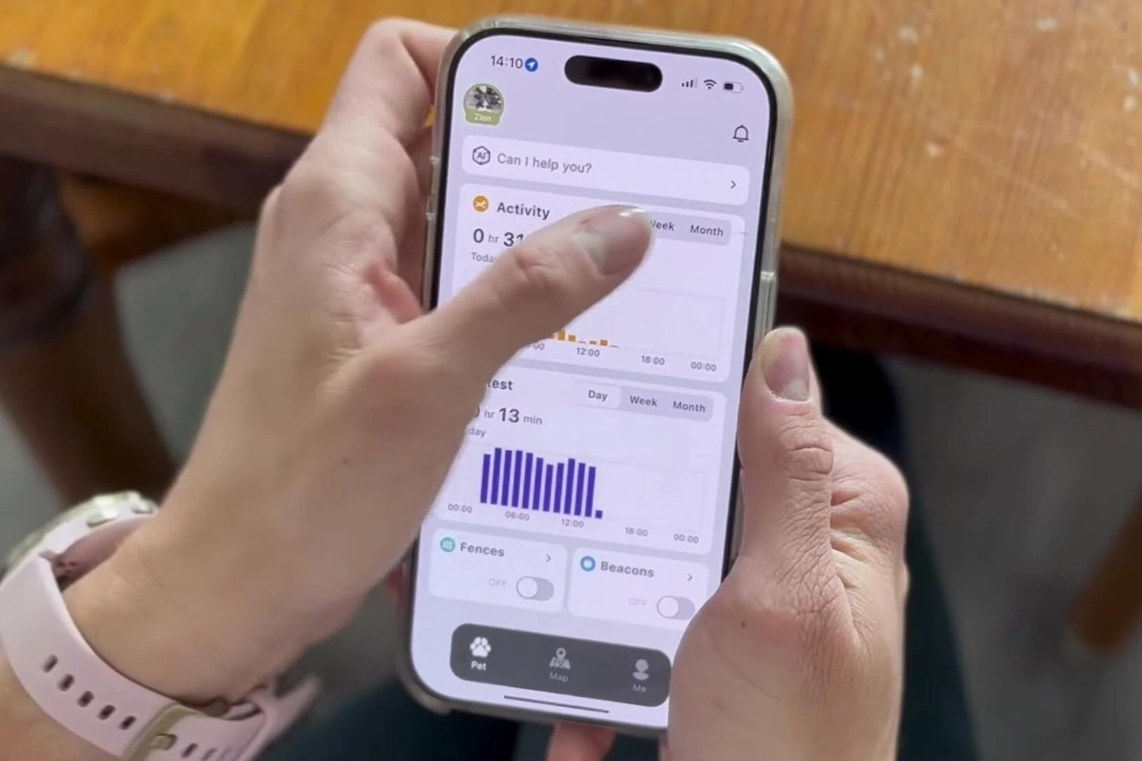 App showing health and activity tracking data.