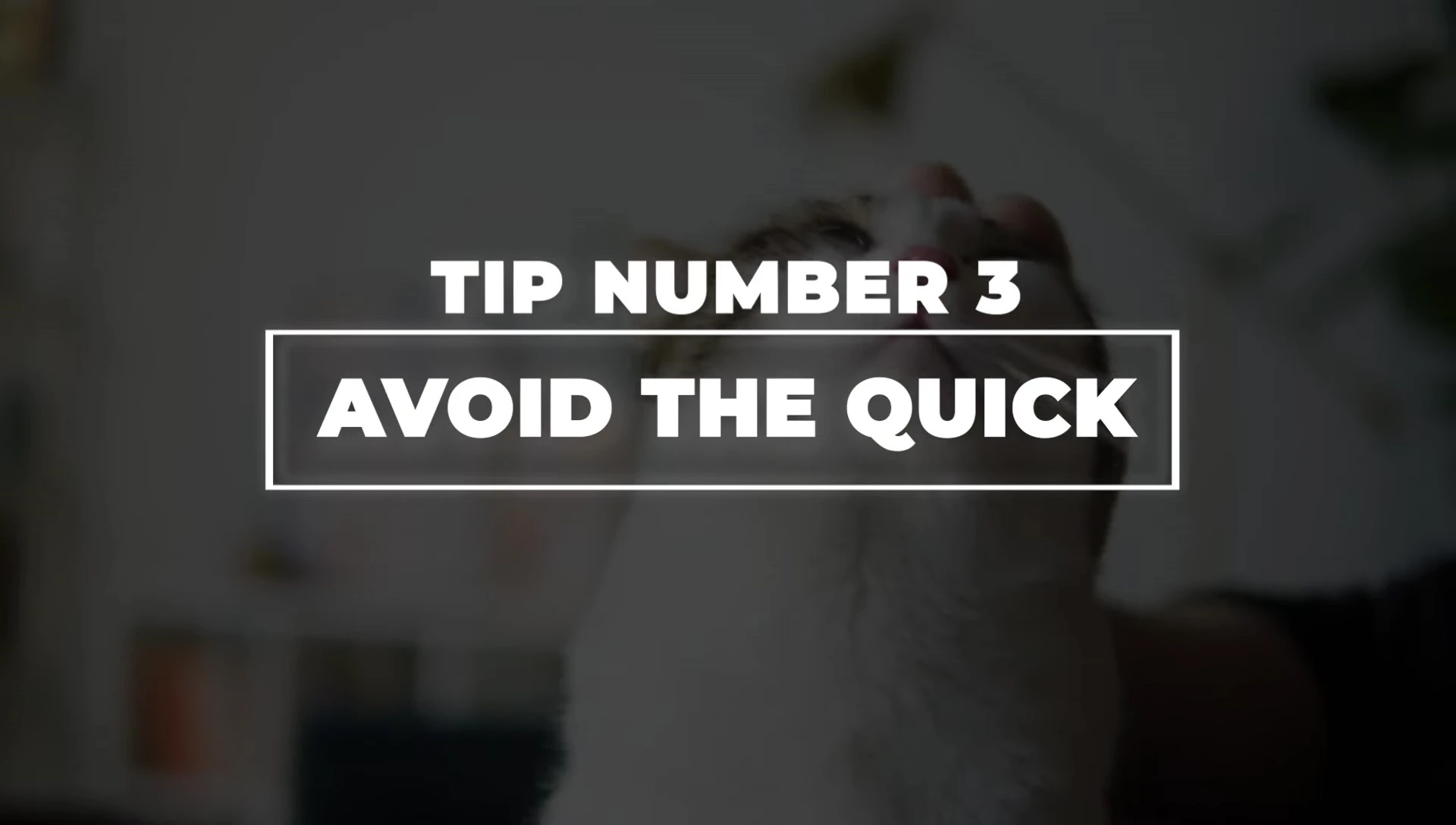 Showing the quick on a cat's claw