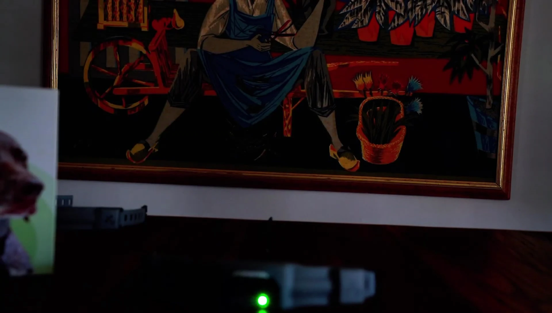 SpotOn collar displaying a flashing green light (charging).