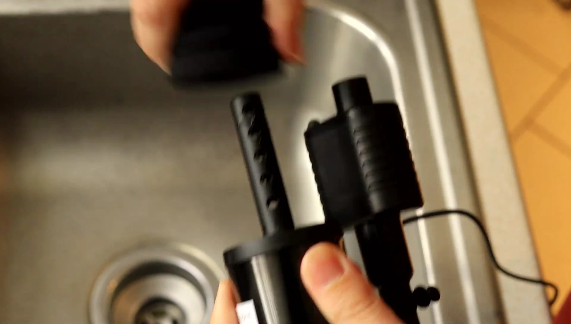 Removing the old filter sponge