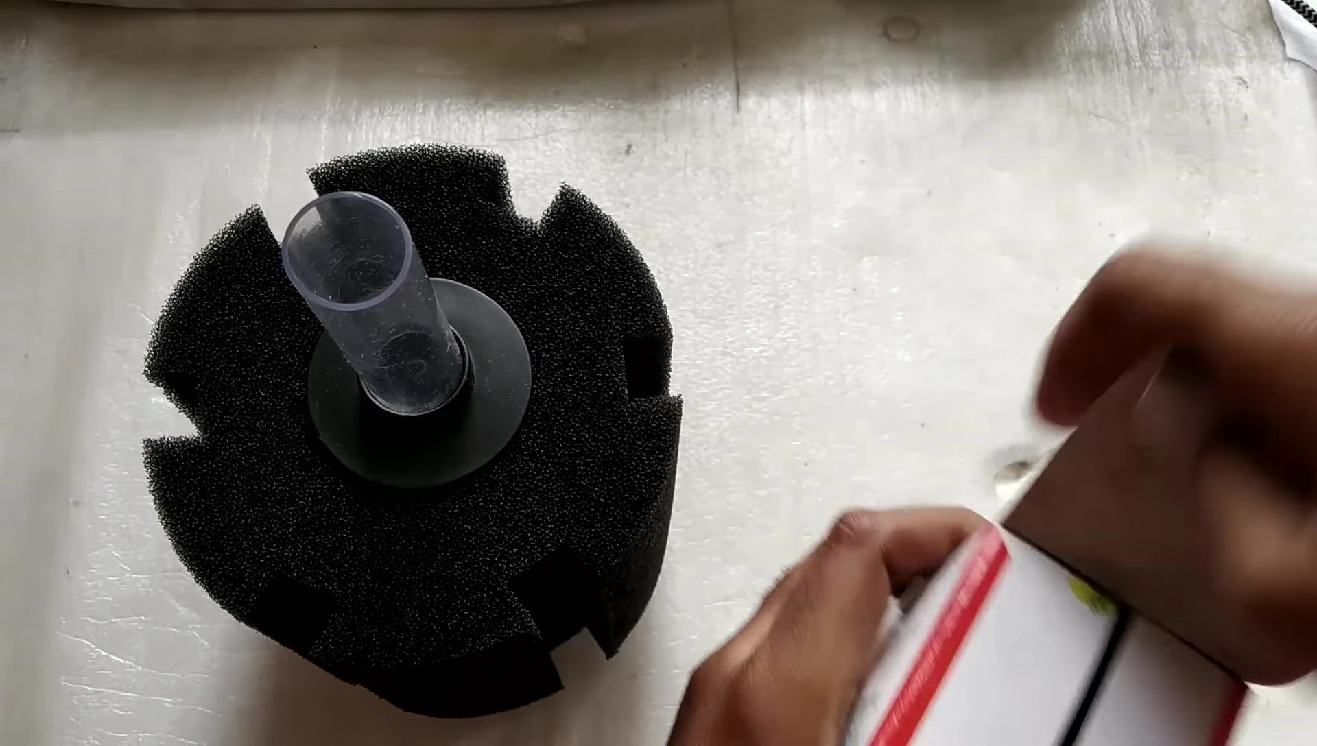 Comparison of the XY380 and XY2835 filter sizes
