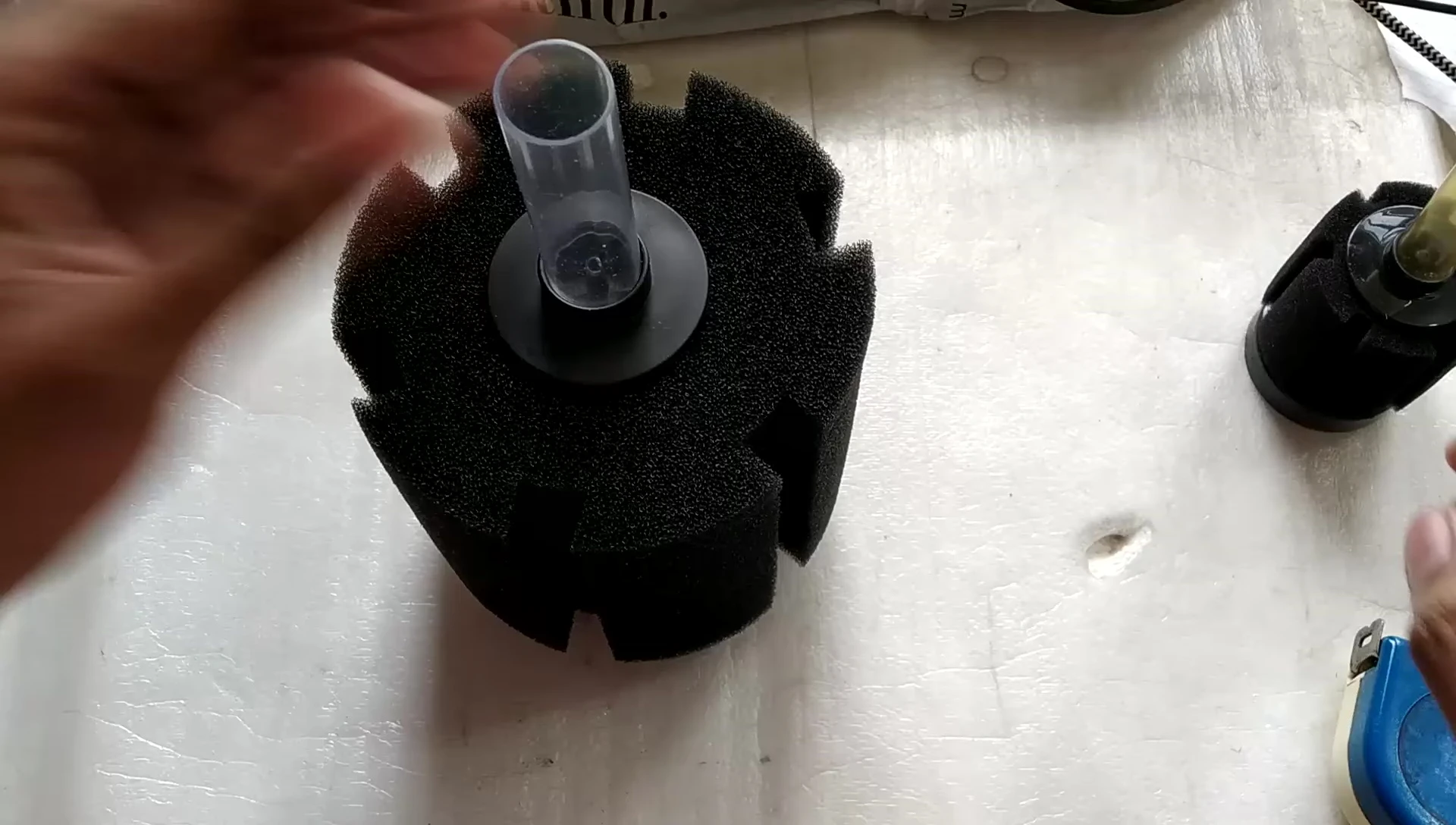 Disassembling the XY380 filter